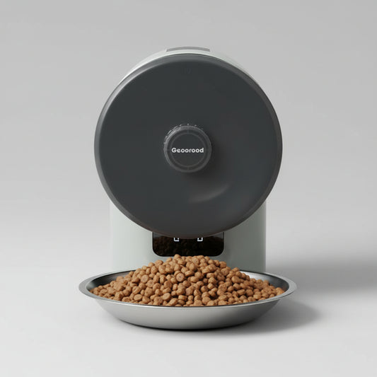 Comedero automático para mascotas de pared